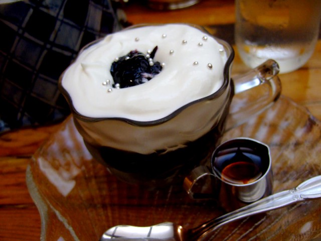 こちらはコーヒーゼリー。