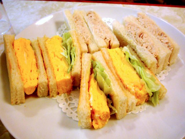有楽町エリア老舗喫茶店つれづれ探訪記：はまの屋パーラー／紅鹿舎（べにしか）編